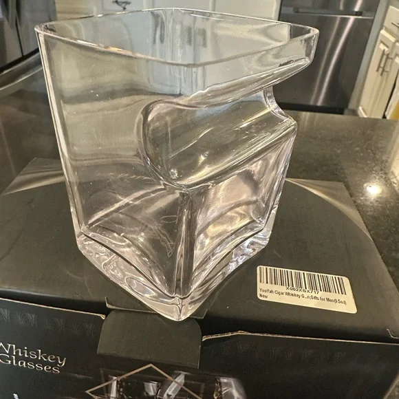 Whiskey Glasses Set of two - Picture 3 of 7